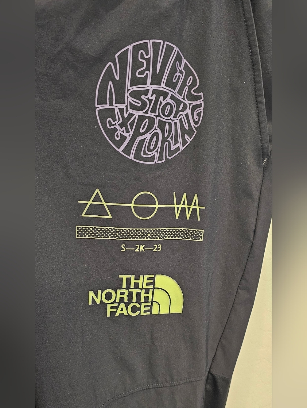 The North Face Men’s Black Joggers with Neon Graphic  Trailwear OKC - Picture 3 of 11